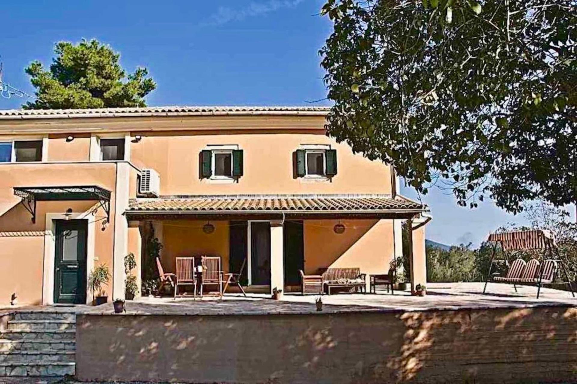 Ktima Loumoumba, Private Villa กูเวีย ภายนอก รูปภาพ